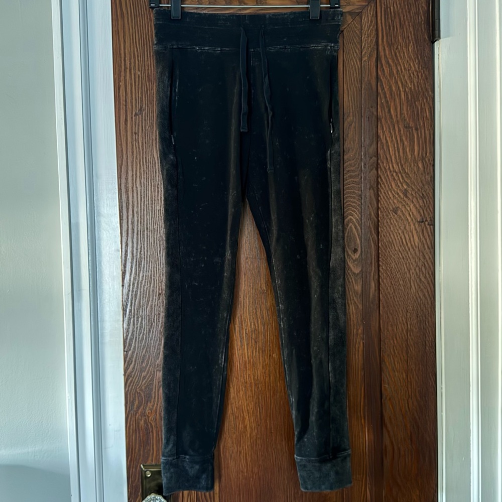 PINK Victoria's Secret Marled Black Yoga Pants size S